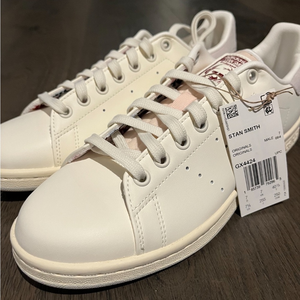 New w/ tags in OG box Adidas Stan Smith Stanniversary Men 7.5 Women 8.5 White